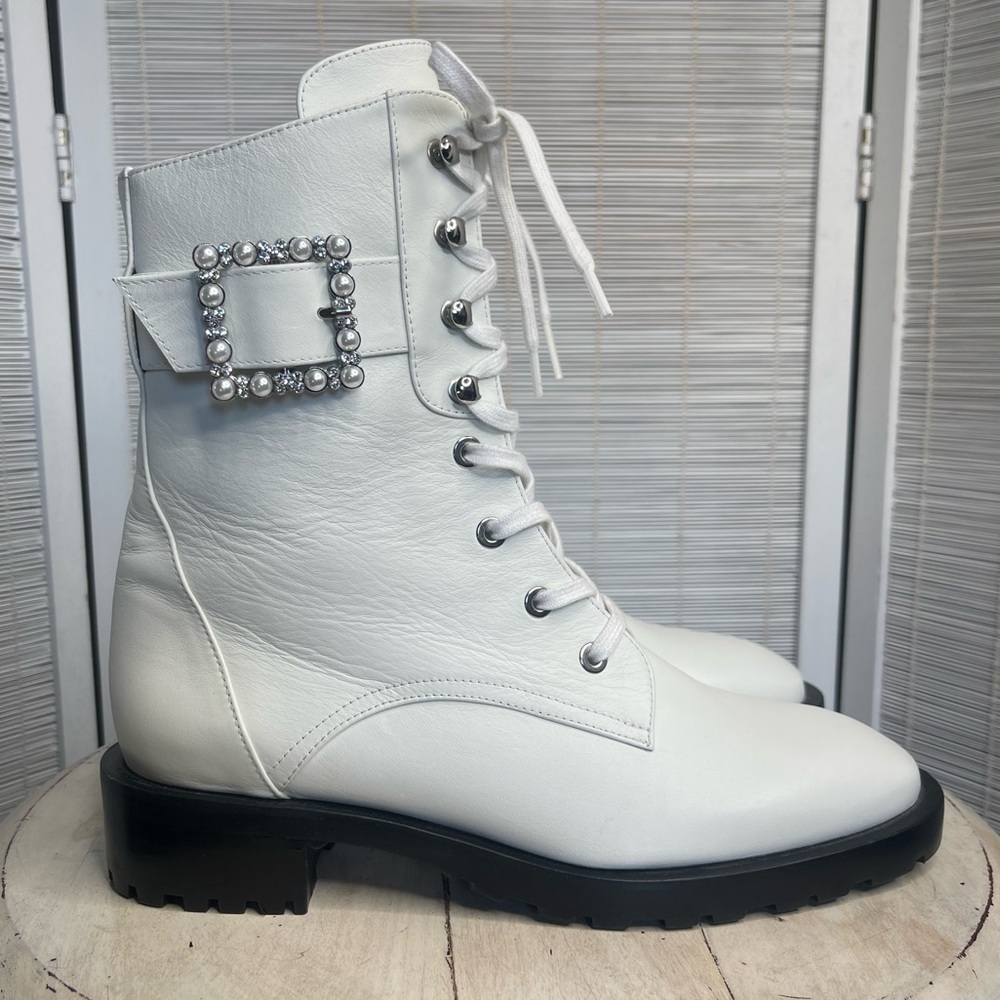 Stuart Weitzman Pearl Buckle Boots White Leather Lace Up Lug Sole Size 6 NWT - Picture 5 of 11